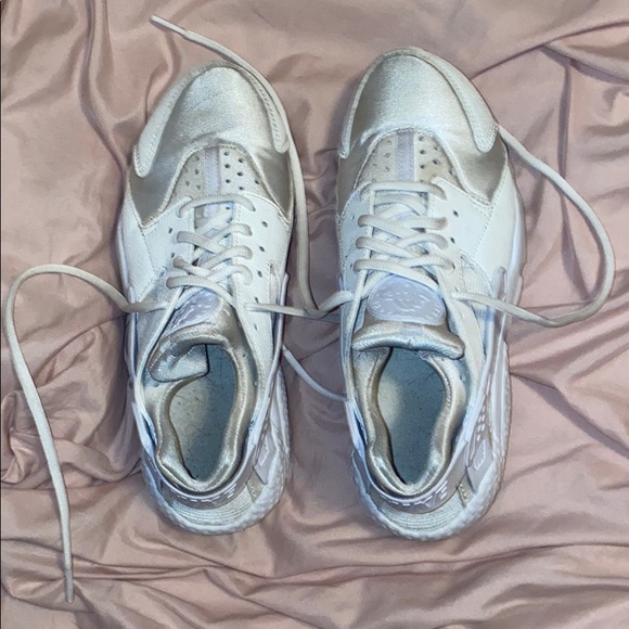 Huaraches - Picture 1 of 1